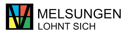 Logo von Melsungen mit dem Slogan "Lohnt sich". Farben: Schwarz, Blau, Gelb, Grün.